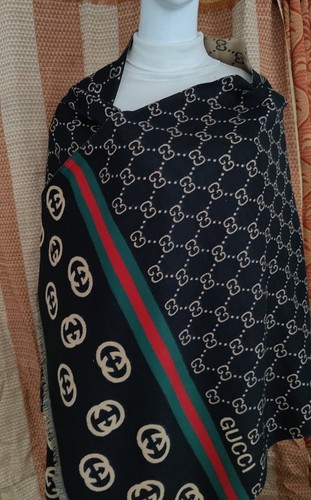 Authentic gucci scarf logo - gg,