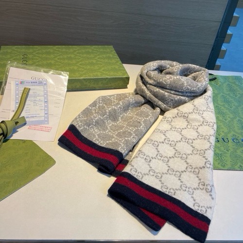 Gucci jacquard knit scarf - gucci,