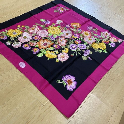 Gucci floral scarf pink - pink, black
