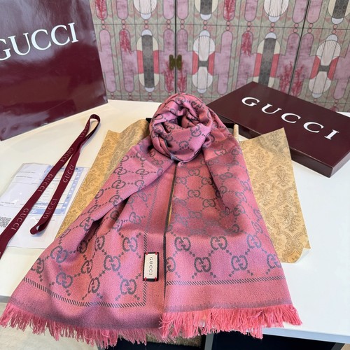 Gucci jacquard wool scarf - gg,