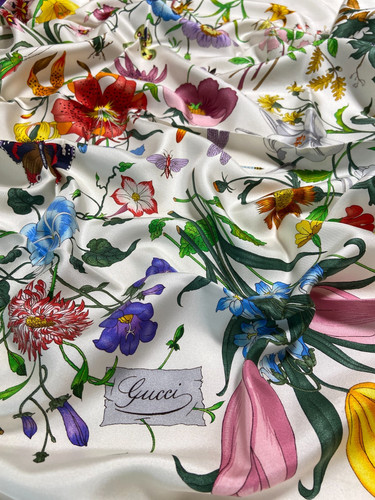 Gucci silk scarf - gucci, 33in