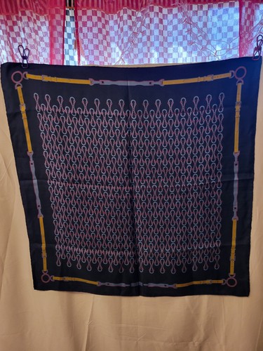 Authentic vintage gucci scarf - authentic,