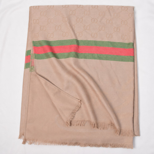 100 authentic gucci - 100%,