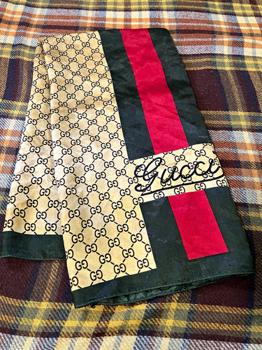 Gucci scarf pre loved - pre, loved.