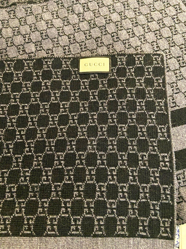 100 authentic gucci - 100%,