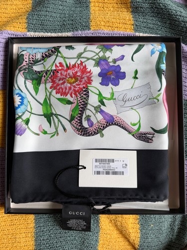 Gucci silk scarf - gucci, new