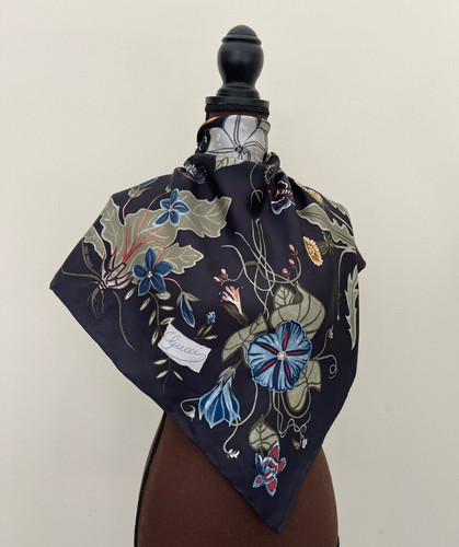 New gucci scarf - scarf, logo