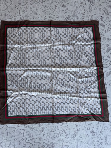 Gucci style silk scarf - gucci,