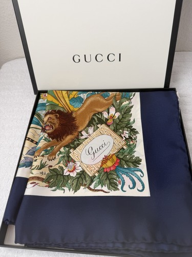 Gucci 100 silk scarf x - 100%,