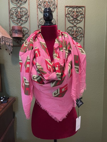 100 authentic gucci pink - 100%,